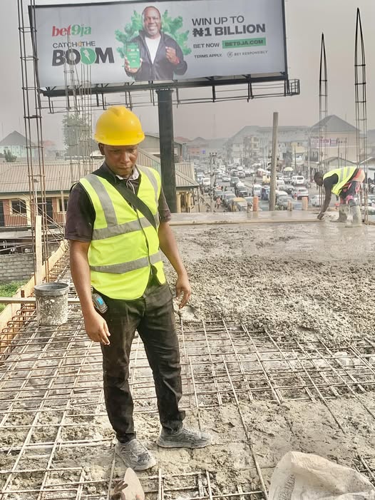 Supervising Structural Work on Site